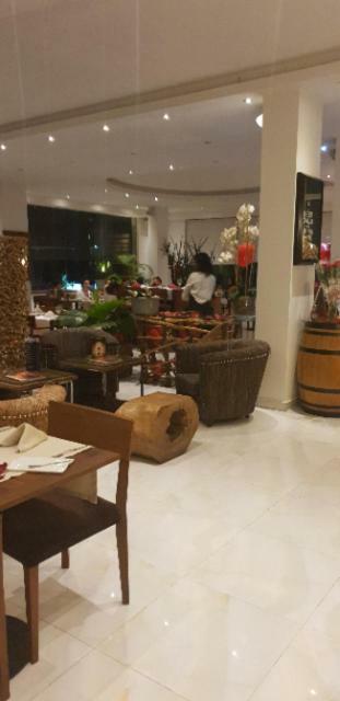 Hotel Bella Riva Kinshasa Ngoại thất bức ảnh